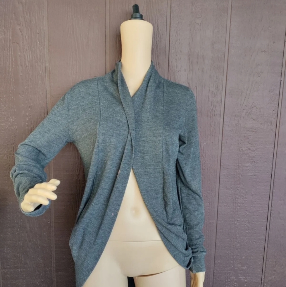 XXI long sleeve cardigan